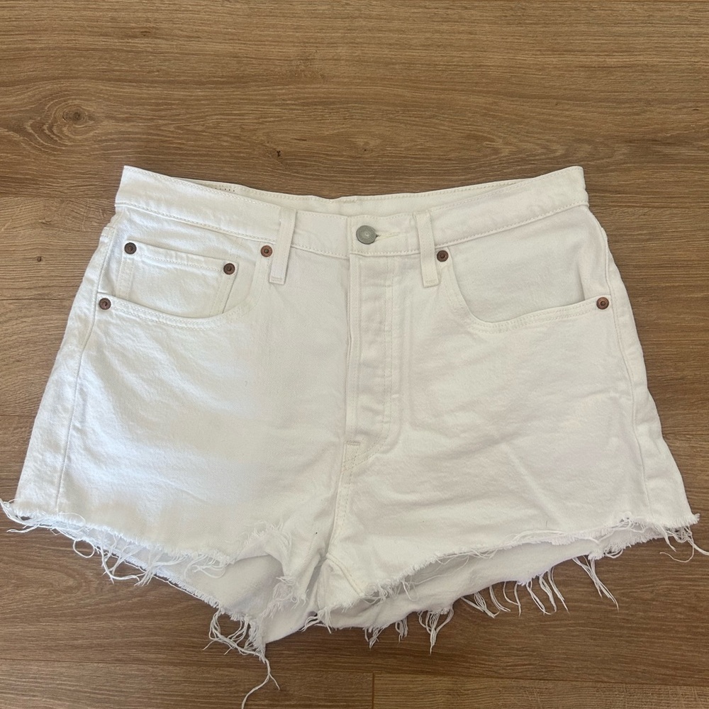 Levi's White Jean Shorts High-Waisted Distressed